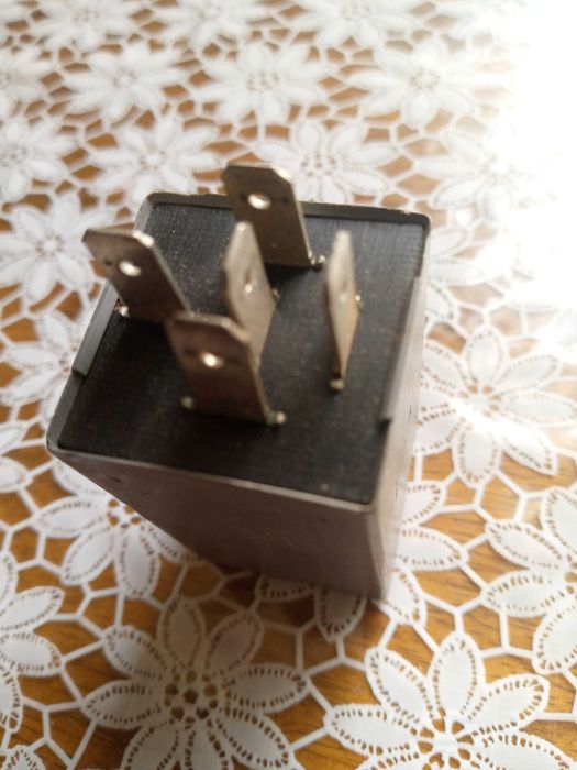 Автозапчасть Ford escort fiesta реле 5327-E