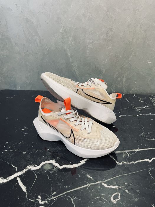 Кросівки жіночі nike
