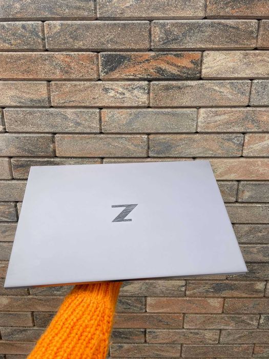HP ZBook 15 G8 з потужною відеокартою NVIDIA T1200