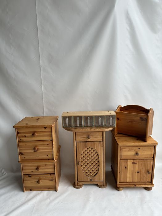 Komody różne z drewna