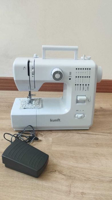 Máquina de Costura Kunft