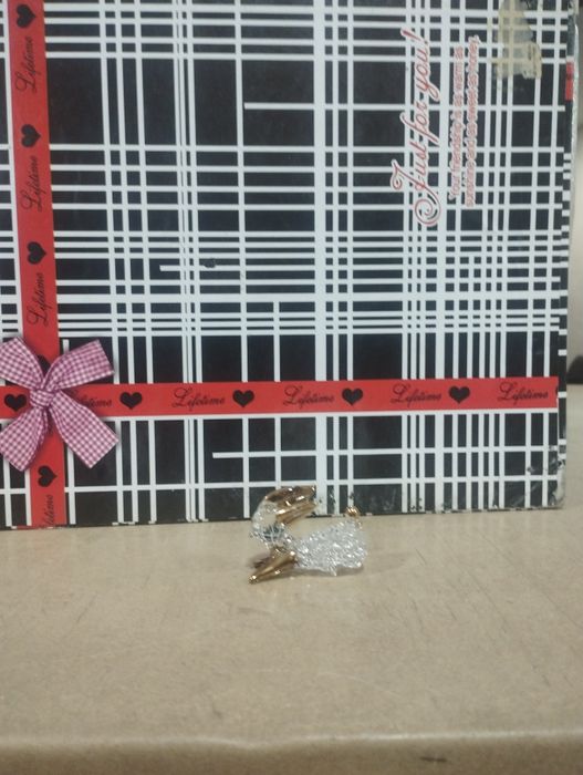 Peça em cristal em miniatura