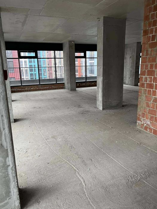 Продаж приміщення 311 м2 , вул.Шевченка,60 (ЖК Семицвіт буд.№18)