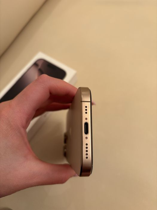 iPhone  16 Pro ідеальний