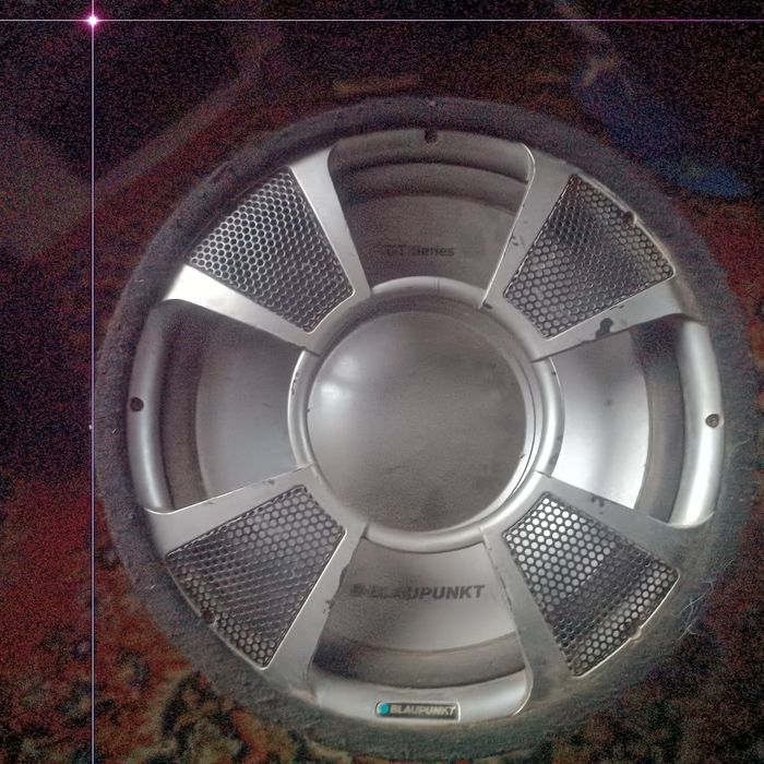 Сабвуфер blaupunkt для автомобиля