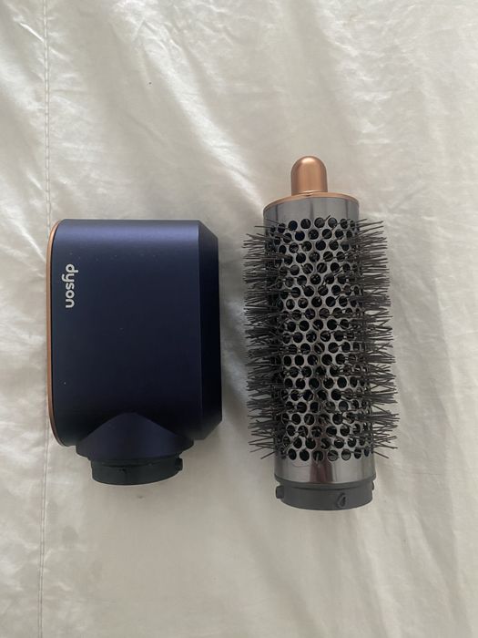 Dyson airwrap com 2 acessorios extra