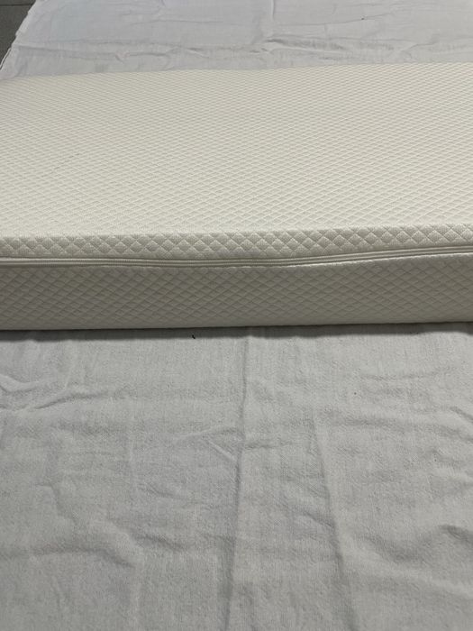 Almofada elevatória para bebé