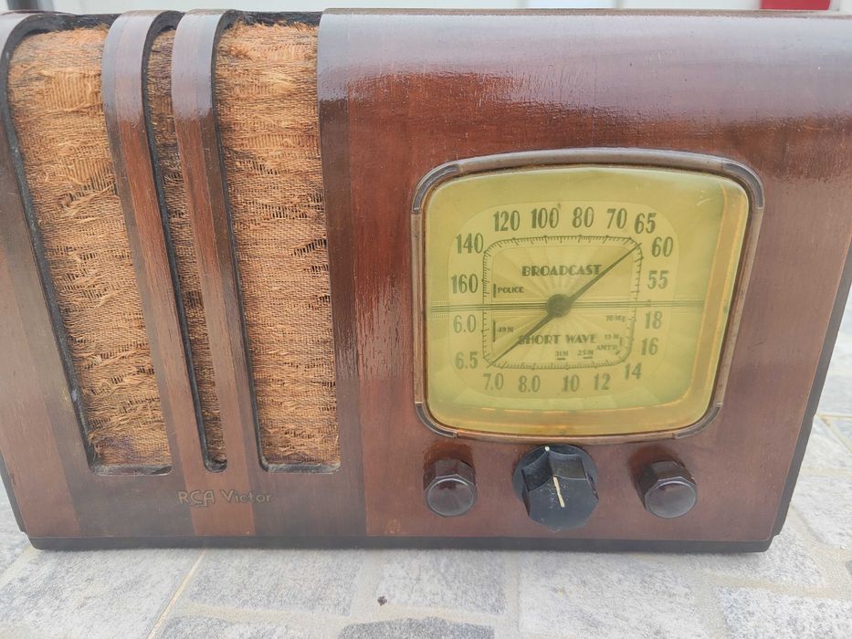 Rádio RCA victor, muito antigo
