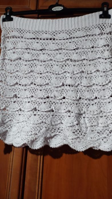 Spódnica na gumce ręcznie robione na szydełku