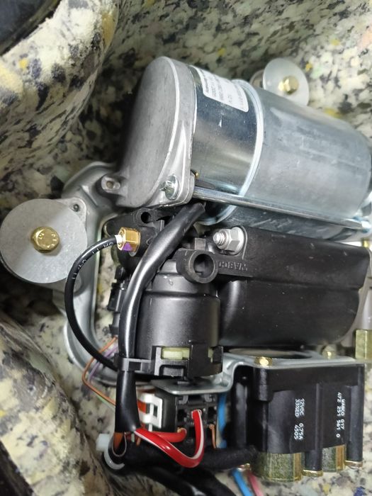 BMW E39 Kompresor Pompa Sprężarka Zawieszenia