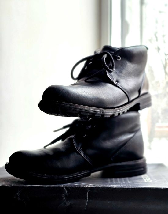 Продам оригинальные кожаные туфли кожа ботинки зима Clarks (Англия)