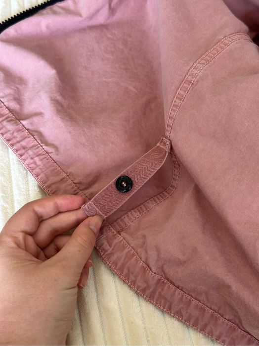 Легка куртка stone island
