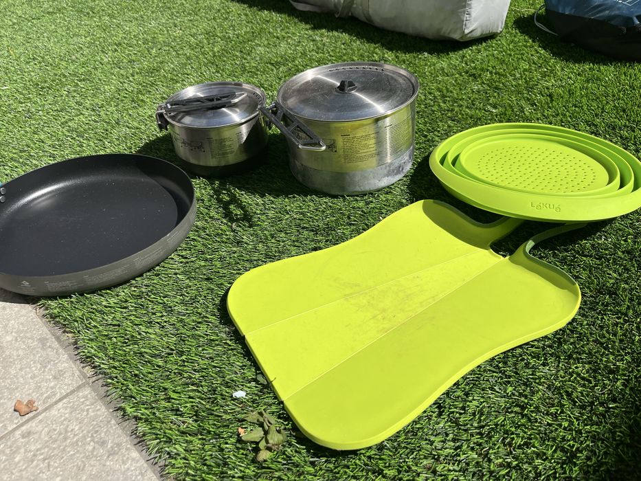 Kit Completo de Camping / Cozinha Outdoor – Vários Itens (Conjunto)