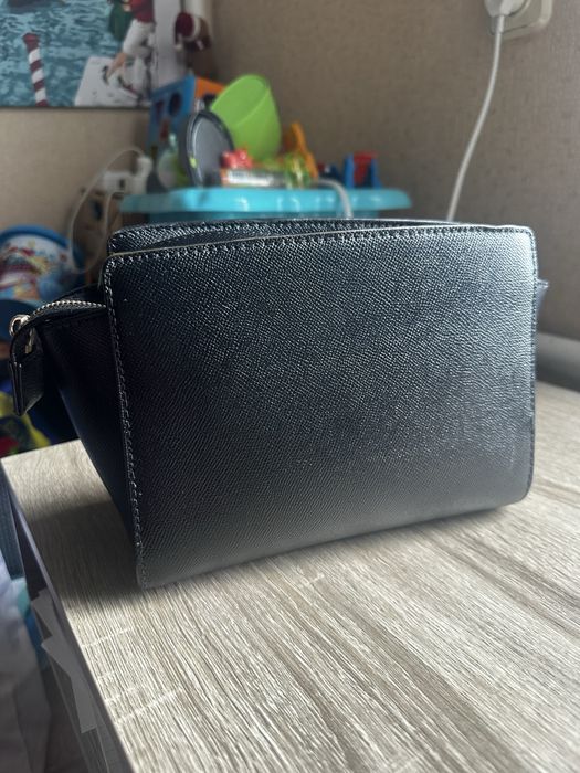 Michael kors selma онигінал