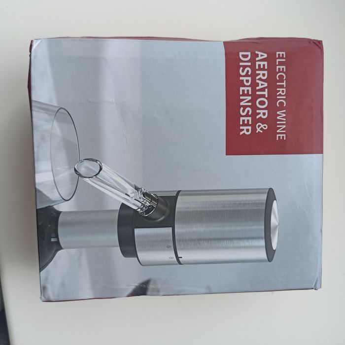 Электрический диспенсер для вина