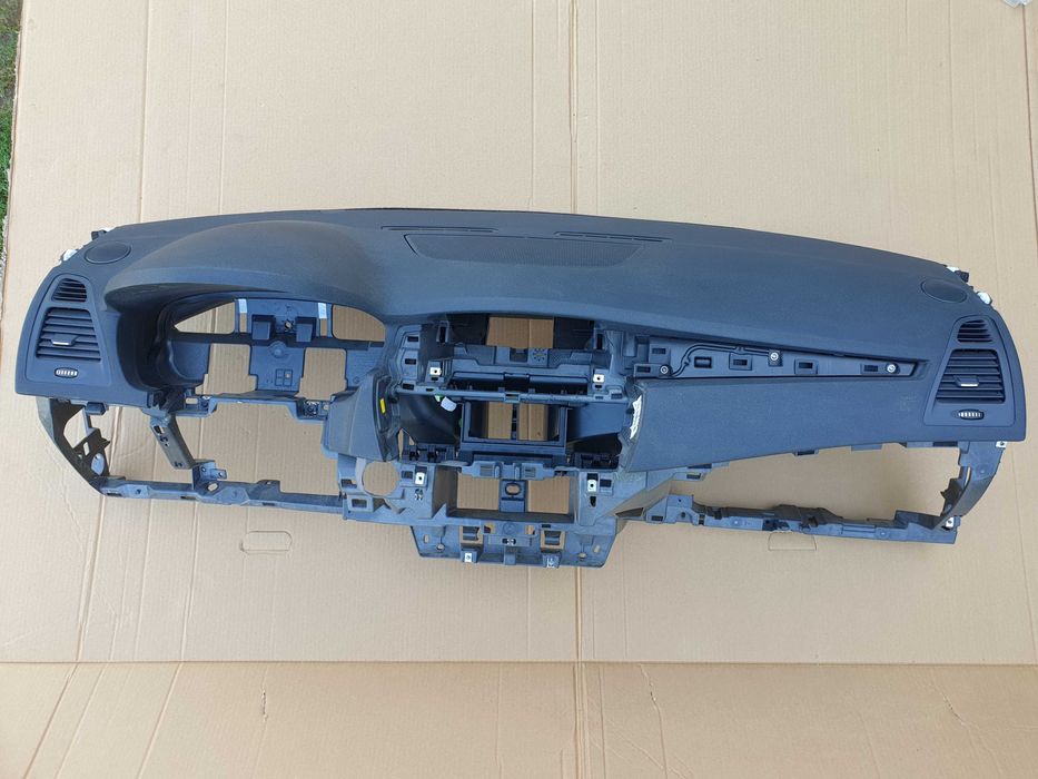 zestaw części Renault LAGUNA III 2.0 16V kombi