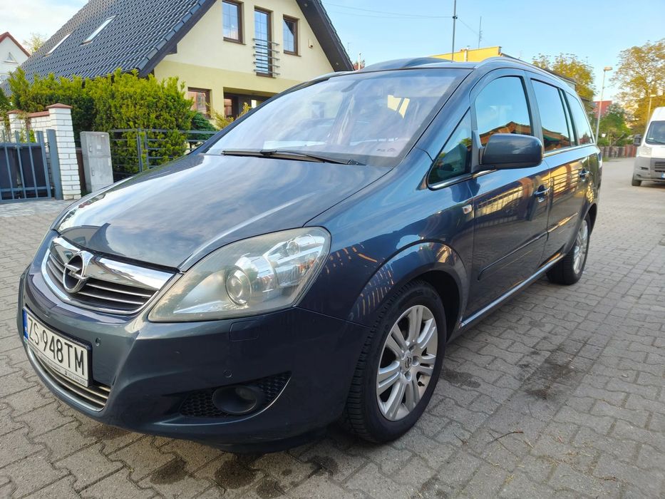 Opel Zafira Opel Zafira 1.8 benzyna Cosmo 7 osobowy