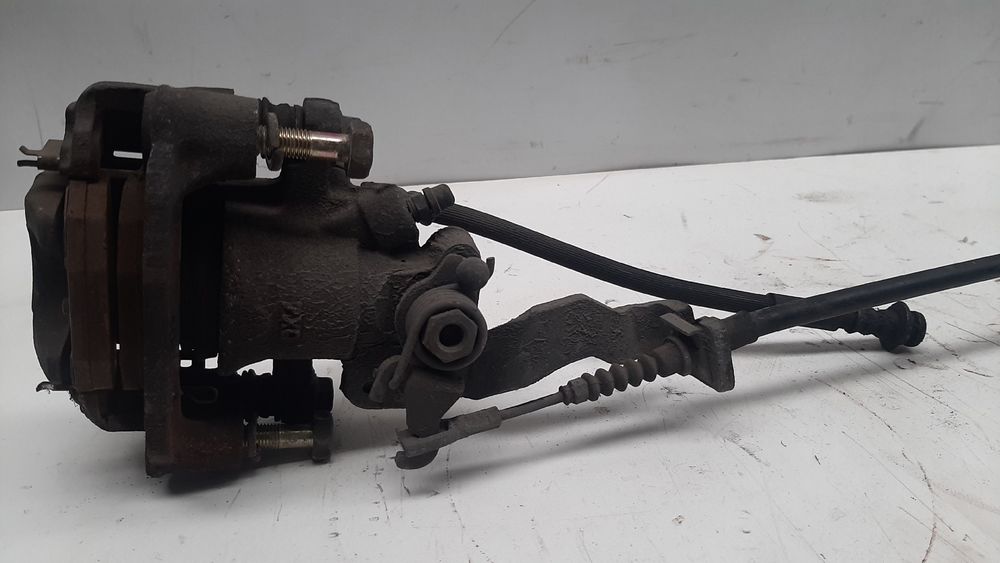 Pinça travão / maxila de travão trás esquerda NISSAN 200 SX (S14)