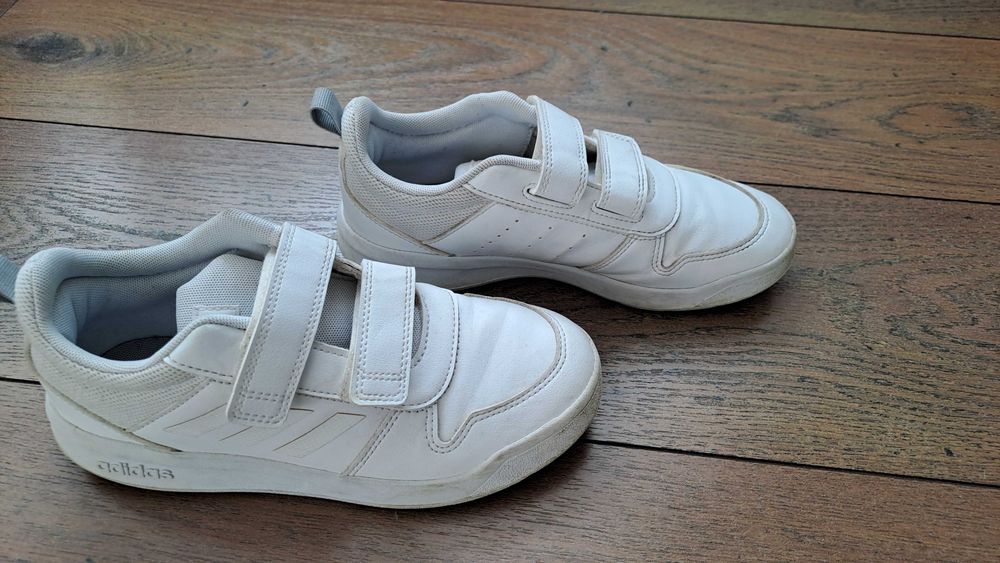 Buty sportowe dla chłopca