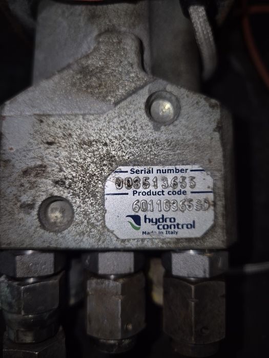 Joystick, sterownik układu roboczego ładowarki hsw 534 E  części