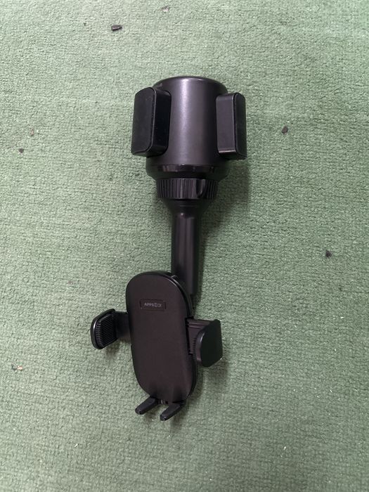 Suporte de telemóvel para suporte de copos (universal)