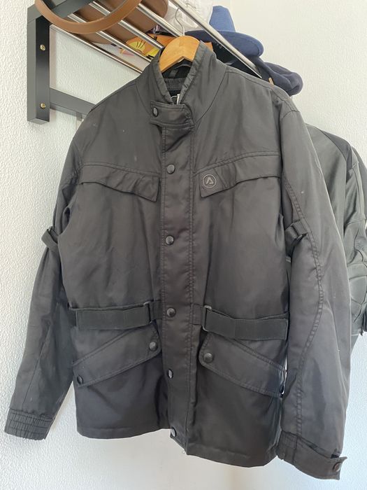 Casaco de Homem: Mota