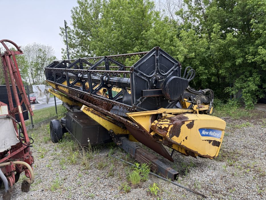 Kombajn zbożowy new holland cx880