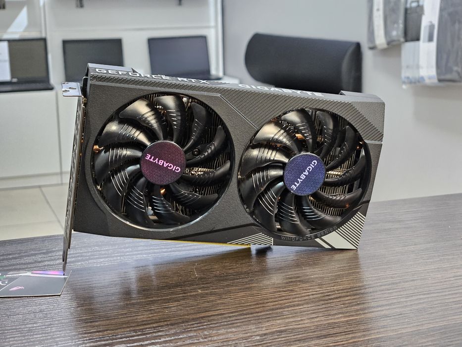 Видеокарта RTX 3060 8gb Gigabyte