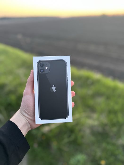 Продам Айфон 11 на 64гб
