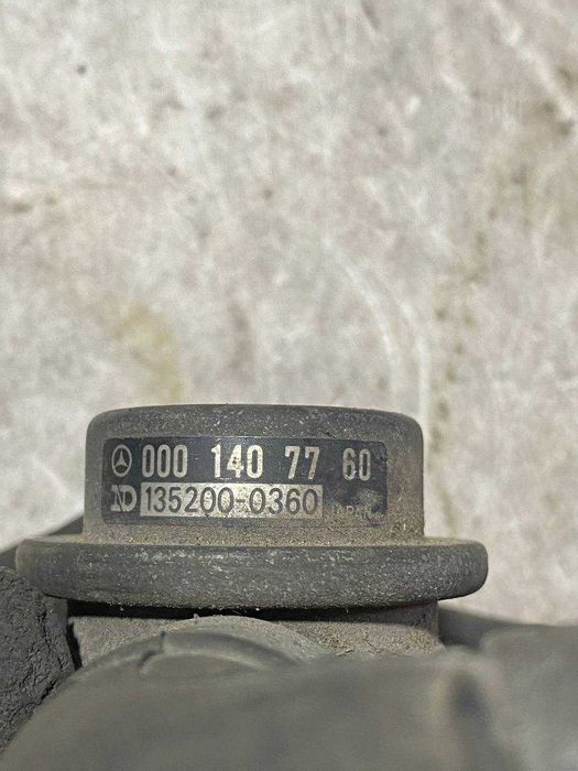 Клапан подачі вторинного повітря Mercedes-Benz  A0001407760