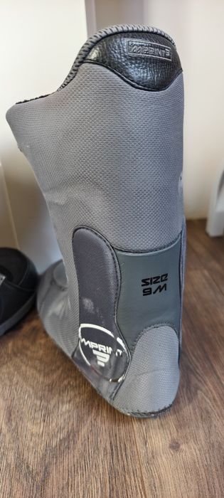 Buty snowboardowe Burton Imperial 42 z wkładką Imprint 3 rozmiar 9m