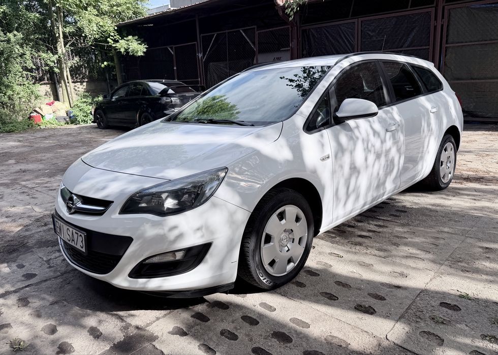 Opel Astra J 1.6 CDTI Kombi
