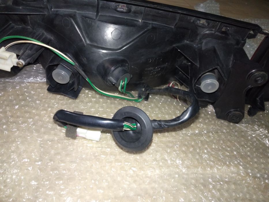 Задний стоп Toyota Sprinter Marino