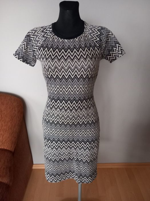 Sukienka dzianinowa  S