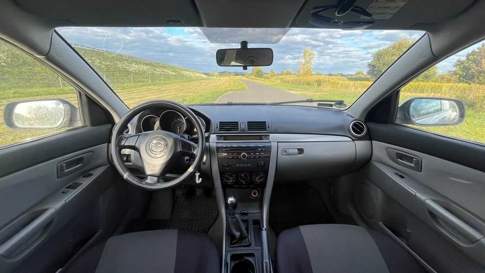 Mazda 3  1.4 benzyna + LPG  2004r.