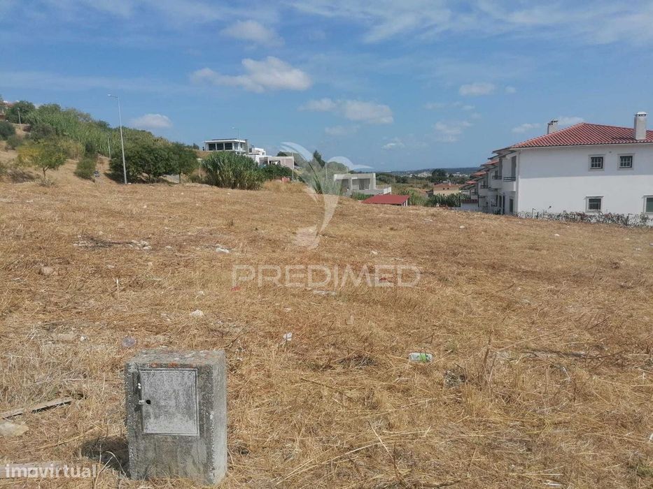 Terreno Urbano -  Urbanização Das Fontaínhas (Alenquer)