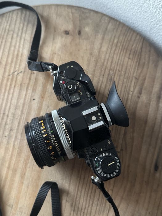 Canon A-1 + 2 Objetivas — Kit Completo Analógico