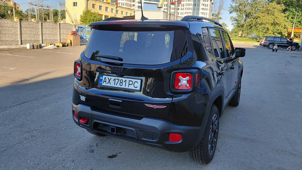 Jeep Renegade Trailhawk 2023 р 12т км пробіг
