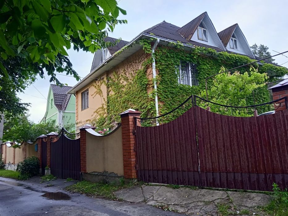 Продається будинок 175 квм у смт Глеваха Нова біля лісу і озера