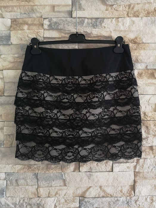 Spódnica mini damska koronkowa Orsay r.38
