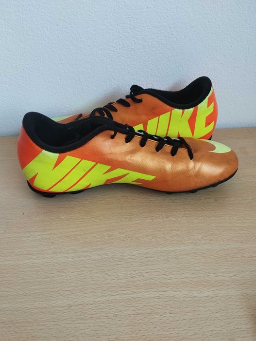 Chuteiras Nike tamanho 38,5