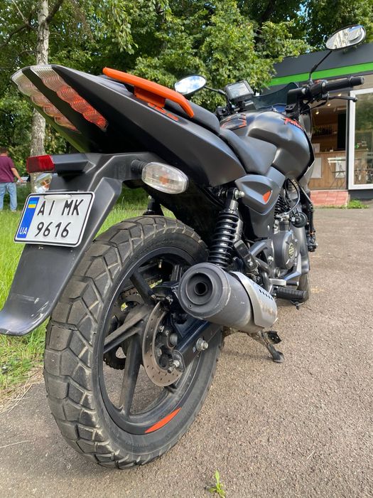 Bajaj Pulsar 180
