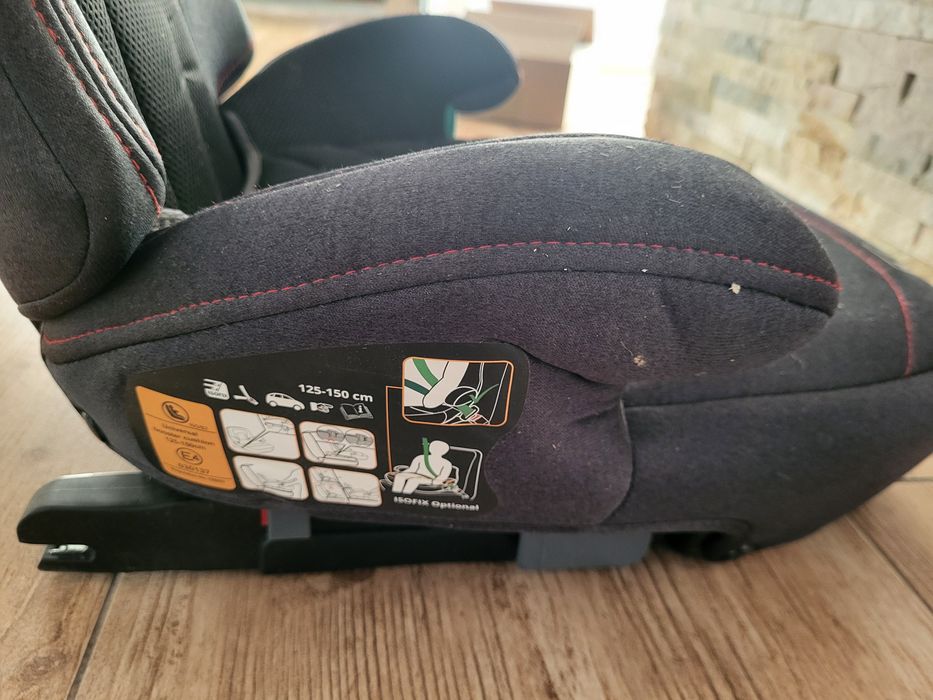Siedzisko fotelik z ISOFIX na wzrost 125- 150 stan bardzo dobry