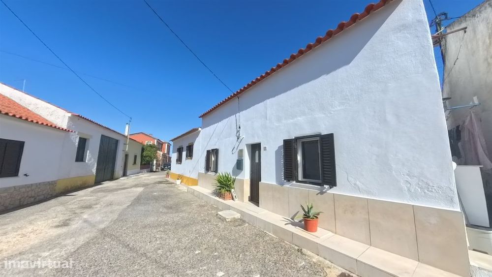 Moradia em Banda T1 Venda em Manique do Intendente, Vila Nova de São P