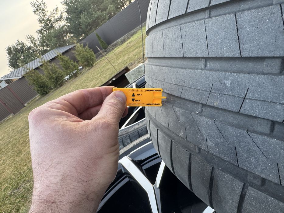 Колеса з Європи . Диски  VW TOUAREG R-line Estoril R22 5x112 Tayper