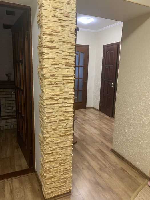 Квартира 2 кімнатна простора
