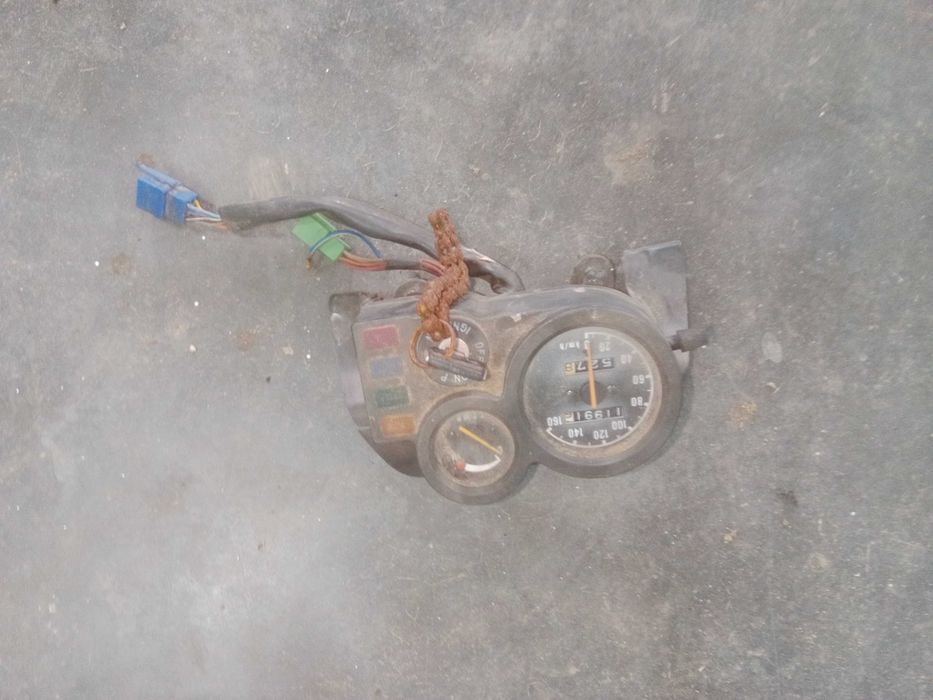 suzuki ts240 ts 240 rm250 rm ts250 licznik zegary prędkościomierz