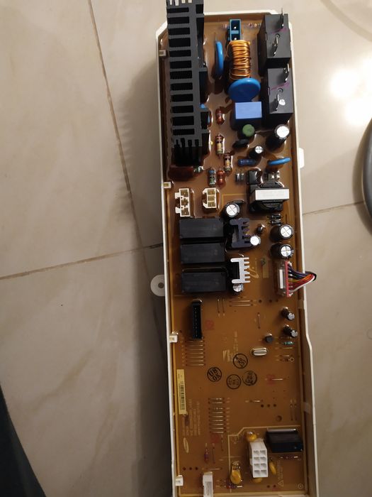 Naprawa wszystkich Modulow do pralki Samsung jakna foto