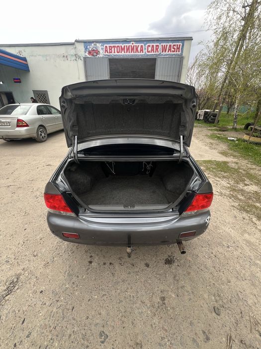 Продам Lancer 9 1.6 газ/бензин