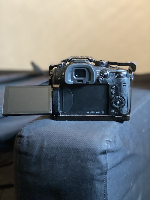 ZESTAW LUMIX DMC-GH5 + LUMIX G 12-60mm f/3.5-5.6 + akcesoria